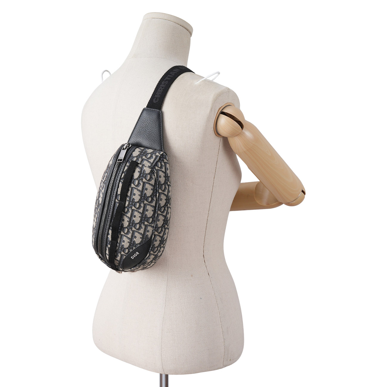 CHRISTIAN DIOR(USED)디올 오블리크 자카드 스카랍 힙색